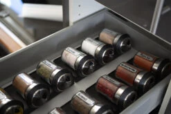 GEFU Set: 3 Gewürz- Und Kräuterstreuer X-PLOSION® + Gewürz- Und Kräuterstreuer Organizer X-PLOSION® 15 GEFU Set: 3 Gewürz- Und Kräuterstreuer X-PLOSION® + Gewürz- Und Kräuterstreuer Organizer X-PLOSION® -GEFU Verkaufsgeschäft 00206 gefu set gewuerz und kraeuterstreuer x plosion und gewuerz und kraeuterstreuer organizer x plosion 07