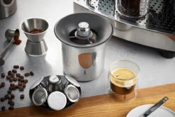 GEFU Kaffeesatz Sammelbehälter CONSCIO -GEFU Verkaufsgeschäft 12719 gefu kaffeesatz sammelbehaelter conscio 02