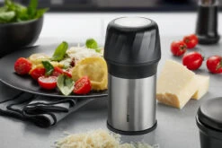 GEFU Fein- Und Flockenhobel PARMIGIANO 11 GEFU Fein- Und Flockenhobel PARMIGIANO -GEFU Verkaufsgeschäft 34680 gefu kaesereibe parmigiano 2022 03