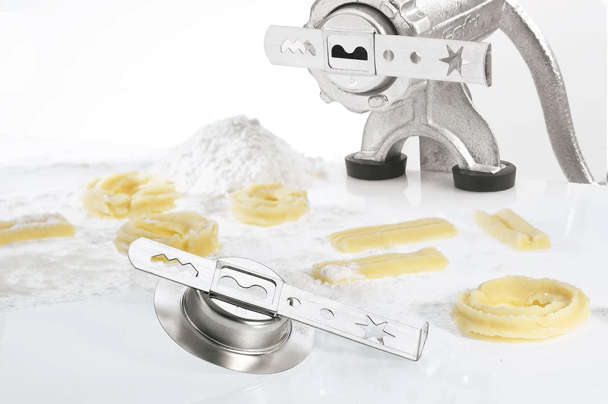 GEFU Set: Fleischwolf TRICA Gr. 7/8 + Spritzgebäckvorsatz In Silber 4 GEFU Set: Fleischwolf TRICA Gr. 7/8 + Spritzgebäckvorsatz In Silber – Bild 2